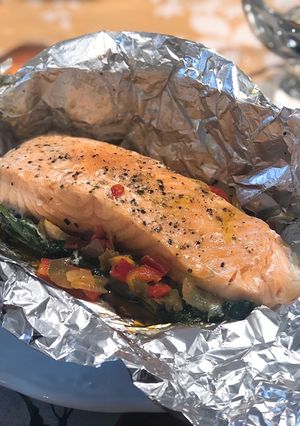 Foto principal de Salmón al horno con verduras