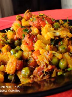 मिक्स वेज (Mix veg recipe in Hindi) रेसिपी मुख्य फोटो