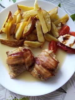 Almás - tojásos töltött csirkemell recept fotója