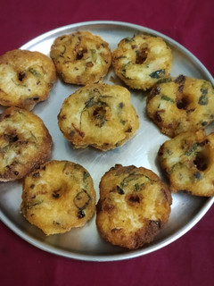 *ரைஸ் வடா* (மீந்த சாதம்) செய்முறை முக்கிய புகைப்படம்