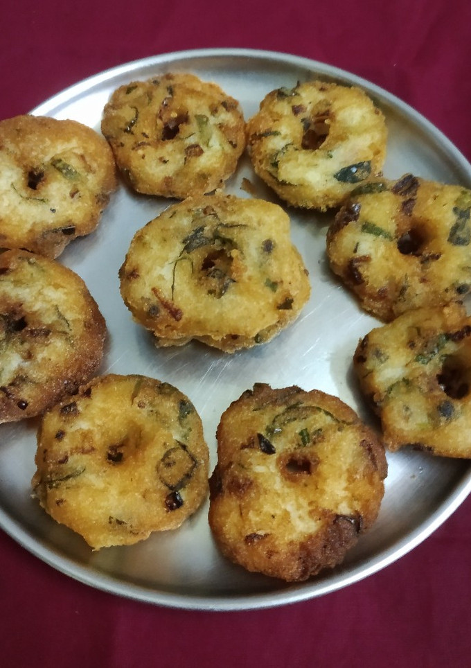 *ரைஸ் வடா* (மீந்த சாதம்) செய்முறை முக்கிய புகைப்படம்