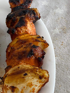 Una foto de Brochetas de pollo a la BBQ