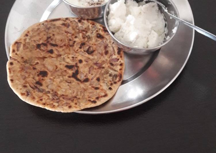 Simple Way to Prepare Award-winning Onion pratha with curd and butter