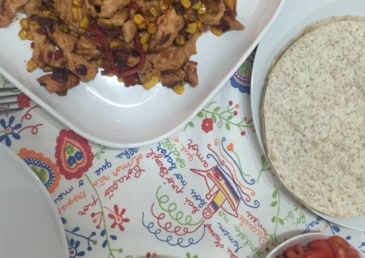 Fajitas de pavo con mango picantes