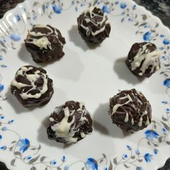 A picture of Chocolate Truffles.