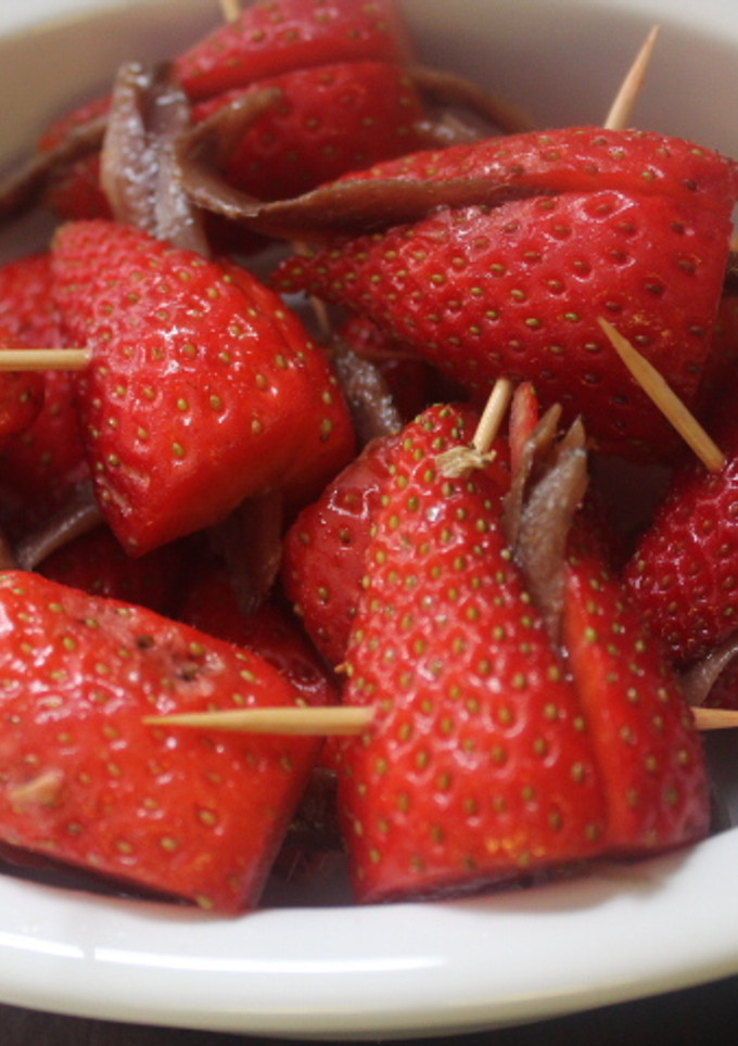 Una foto de Fresas con secreto de anchoa