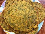 કોથમીર મરચા ના થેપલા (Kothmir Marcha Thepla Recipe In Gujarati)