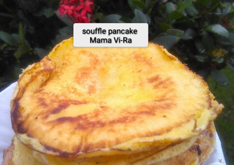 Souffle pancake (Japanese pancake)
