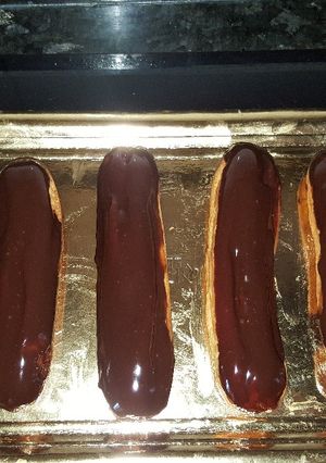 Una foto de Petisús de crema /eclairs/ relámpagos