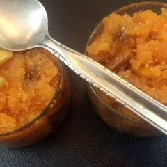 A picture of Suji Halwa.