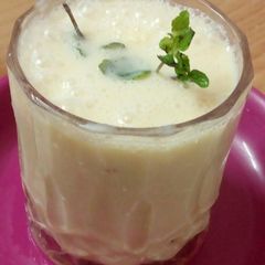 A picture of Apple smoothie.