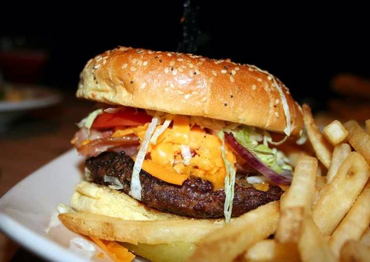 Step-by-Step Guide to Make Super Quick Deluxe ChEeseBurger*