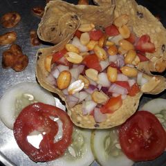 A picture of Papad Tokri chaat.