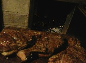 Foto principal de Churrascos de solomo en horno de barro