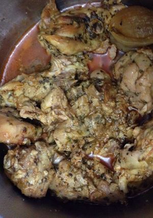 Una foto de Pollo al ajillo