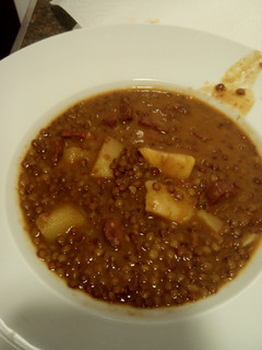 Una foto de Lentejas caseras con chorizo