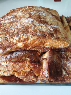 Una foto de Torrijas con leche de almendras