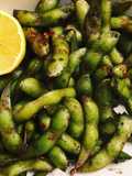 Edamame con limón y chile