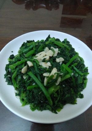 Hình của món Rau bí xào tỏi cháy.