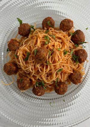 عکسی از دستور اسپاگتی با گوشت قلقلی