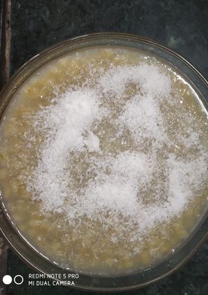 A picture of Dessert made by broken wheat and sago.