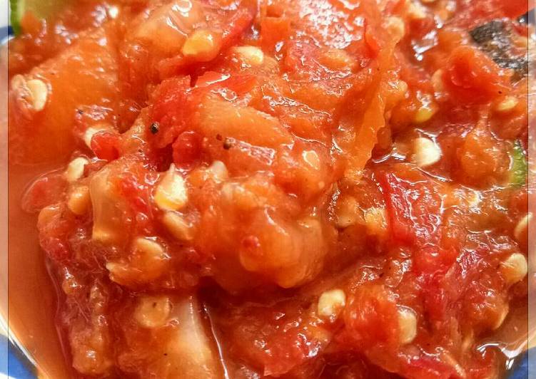 Cara Memasak Sambel Tomat yang Enak