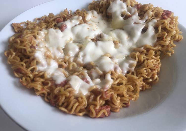 Pizza Mie Kornet 5 menit