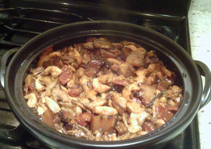 Chinese Clay Pot with Chicken, Sausage, and Bacon