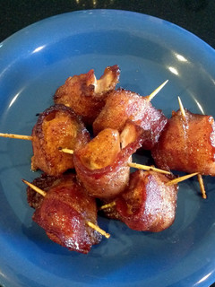 A picture of Sweet Chicken Bacon wraps.