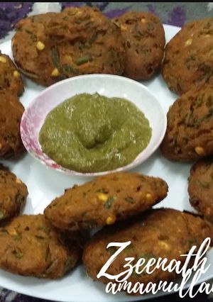 A picture of Masala Dal Vadas with Leek.