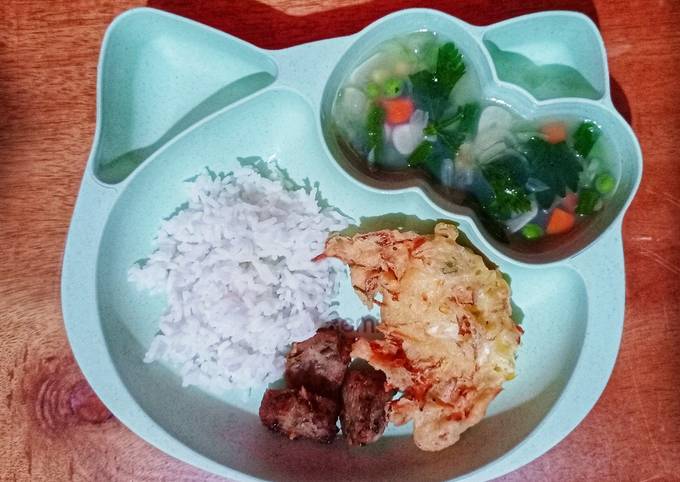 Day. 284 Rolade Daging dan Sop Sayuran (15 month+)