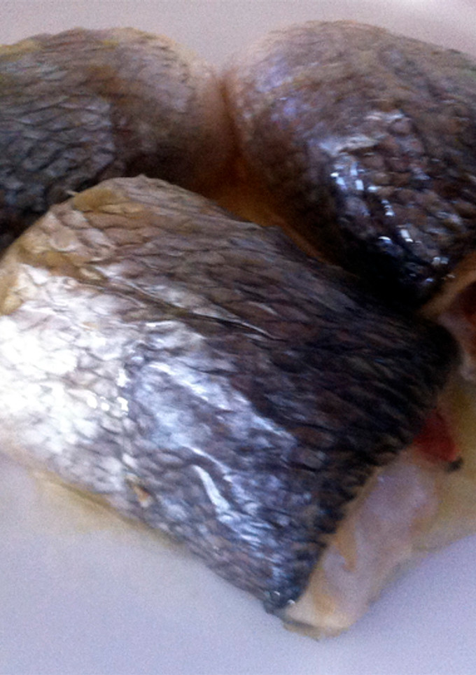 Una foto de Rollitos de dorada con jamón