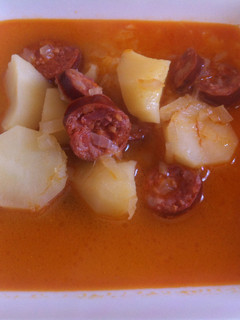 Una foto de Patatas a la riojana