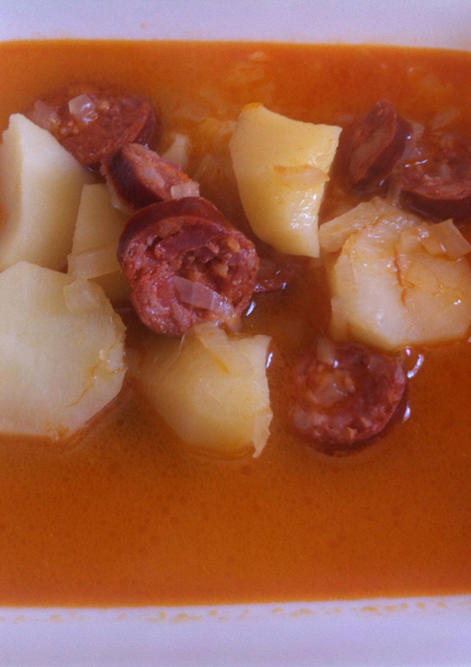 Una foto de Patatas a la riojana