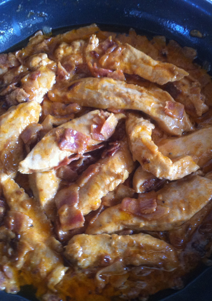 Una foto de Pechuga de pollo con bacon