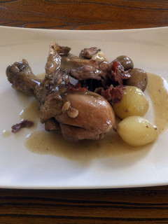 Una foto de Coq au vin (Pollo al vino)