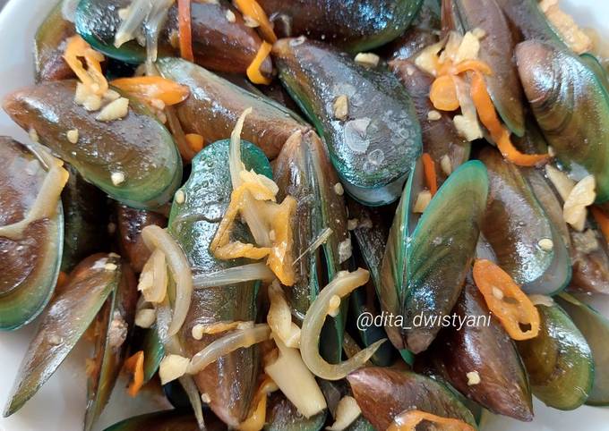 Cara membuat Kerang hijau saos tiram Cara membuat Kerang hijau saos tiram