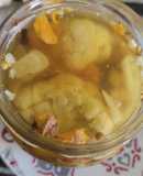 Encurtidos veganos: coliflor con cúrcuma