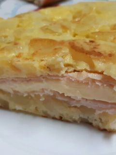 Una foto de Tortilla de patatas sorpresa
