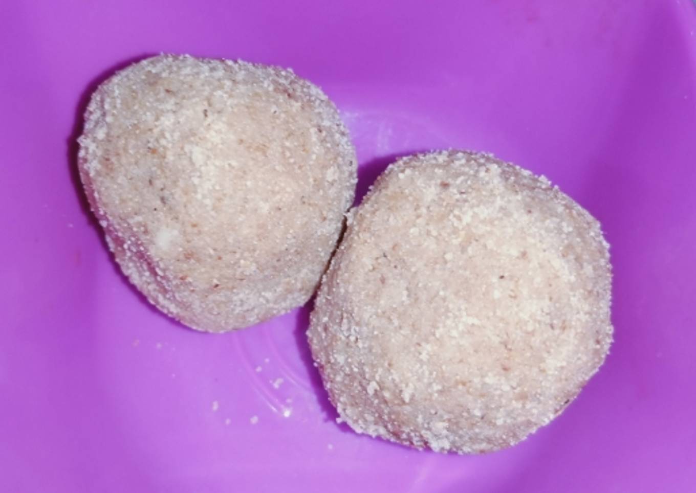 Ata Laddu