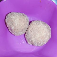 A picture of Ata Laddu.