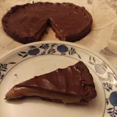 Foto di Crostata caramello e cioccolato
