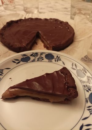 Foto di Crostata caramello e cioccolato