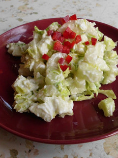 Una foto de Ensalada Apio Manzana