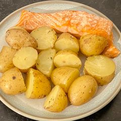 Teriyaki salmon with baby potatoes A picture of Teriyaki salmon with baby potatoes.