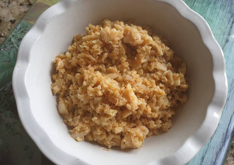 Migas de coliflor con bacalao