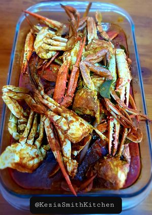 A picture of Sand Crabs in Padang Sauce.