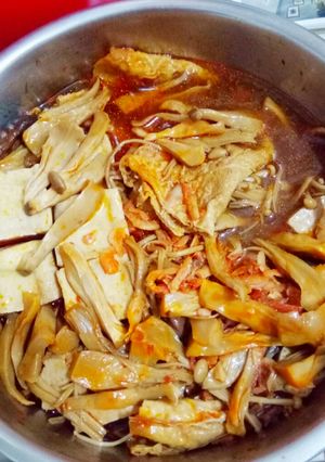 麻辣臭豆腐鴨血 的食譜成品照片