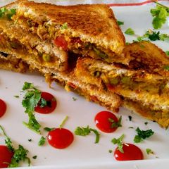 A picture of Pav Bhaaji Sandwich.