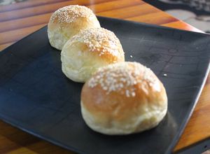 Foto resep Roti Burger Rumahan / burger bun